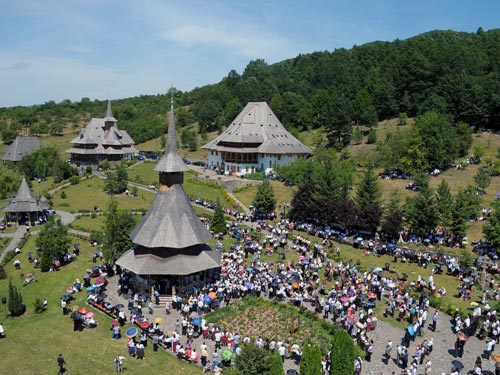 Manastirea Barsana (c) eMaramures.ro